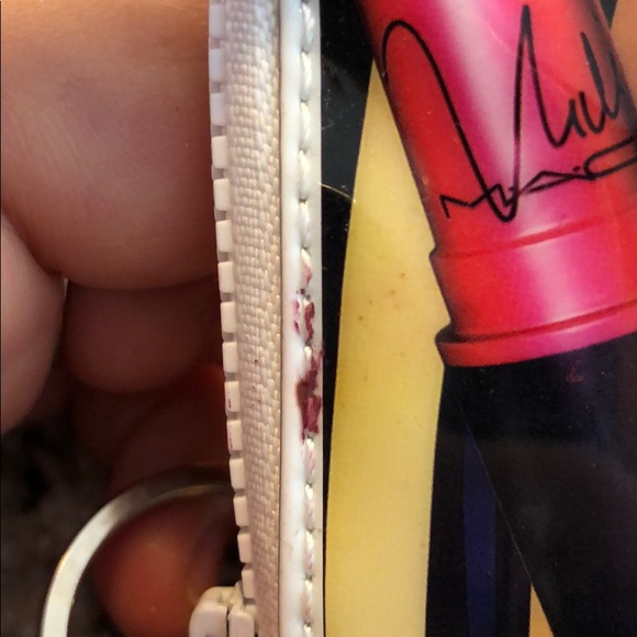 MAC Cosmetics VG Wallet - Picture 5 of 6